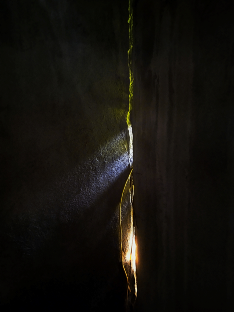 Crack with light